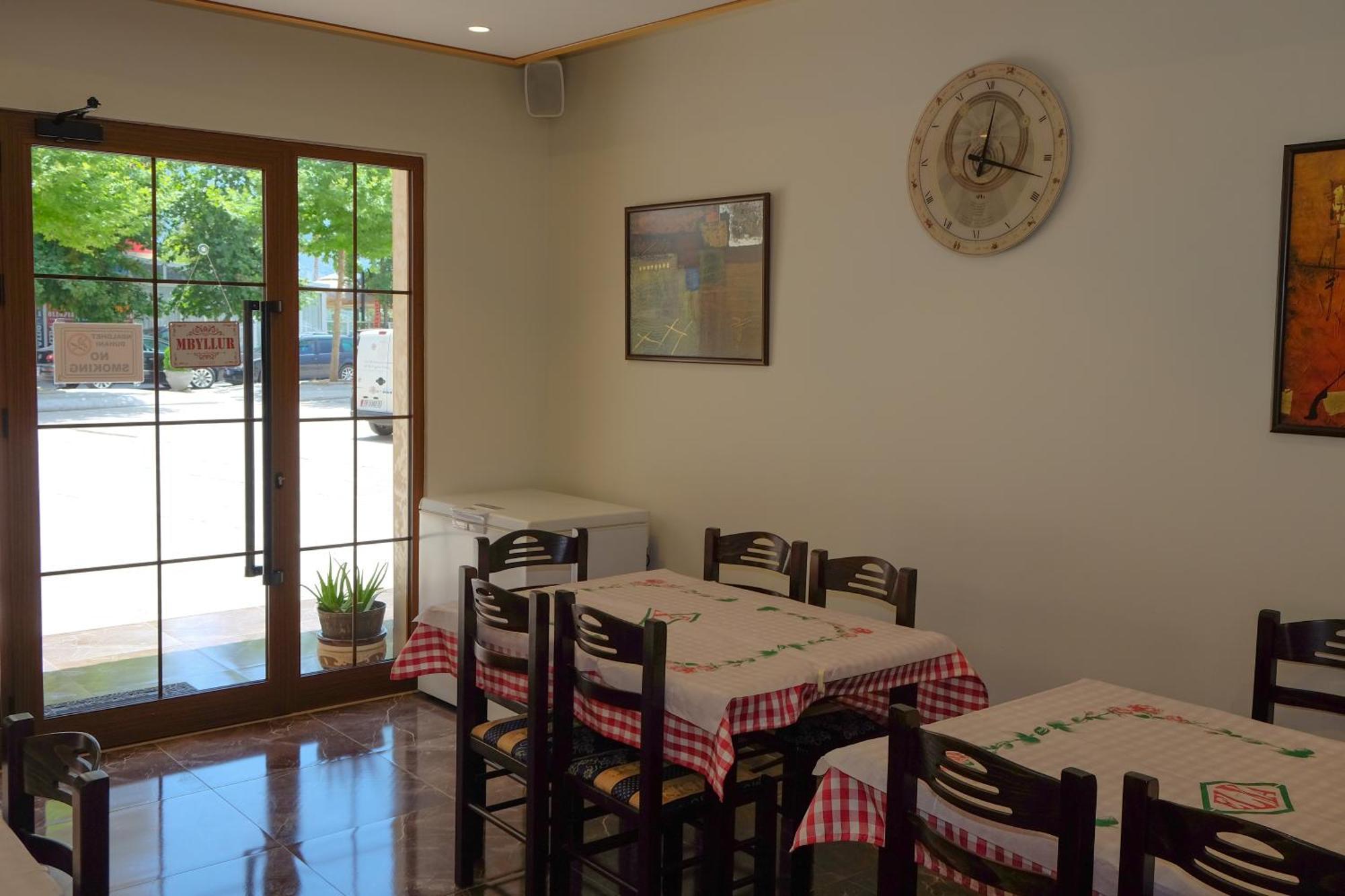 Laid Hotel Vlorë Εξωτερικό φωτογραφία