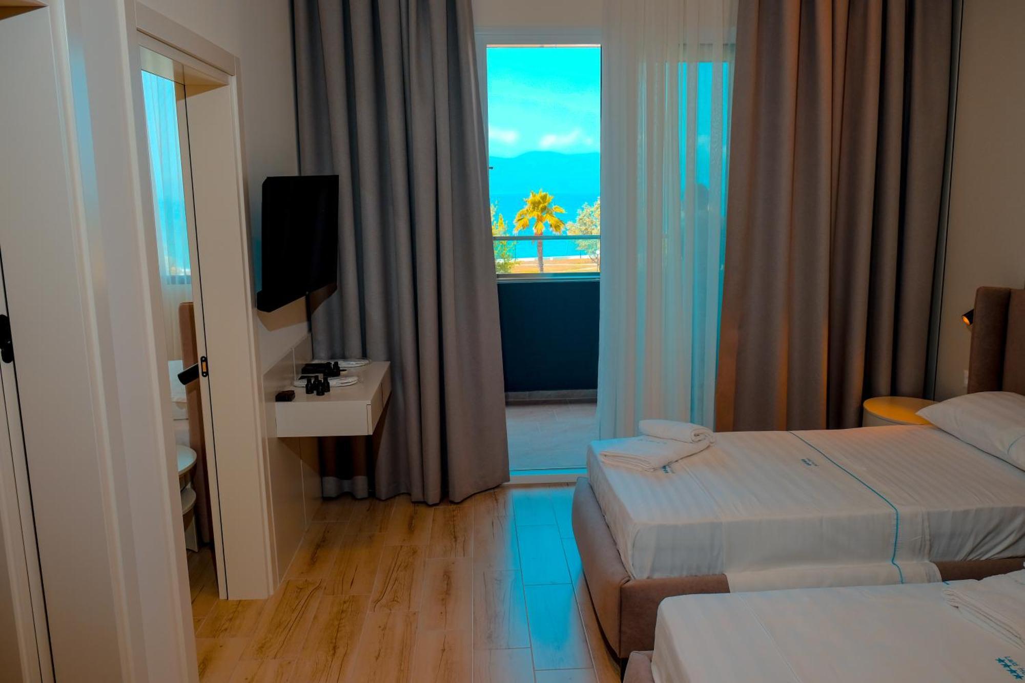 Laid Hotel Vlorë Εξωτερικό φωτογραφία