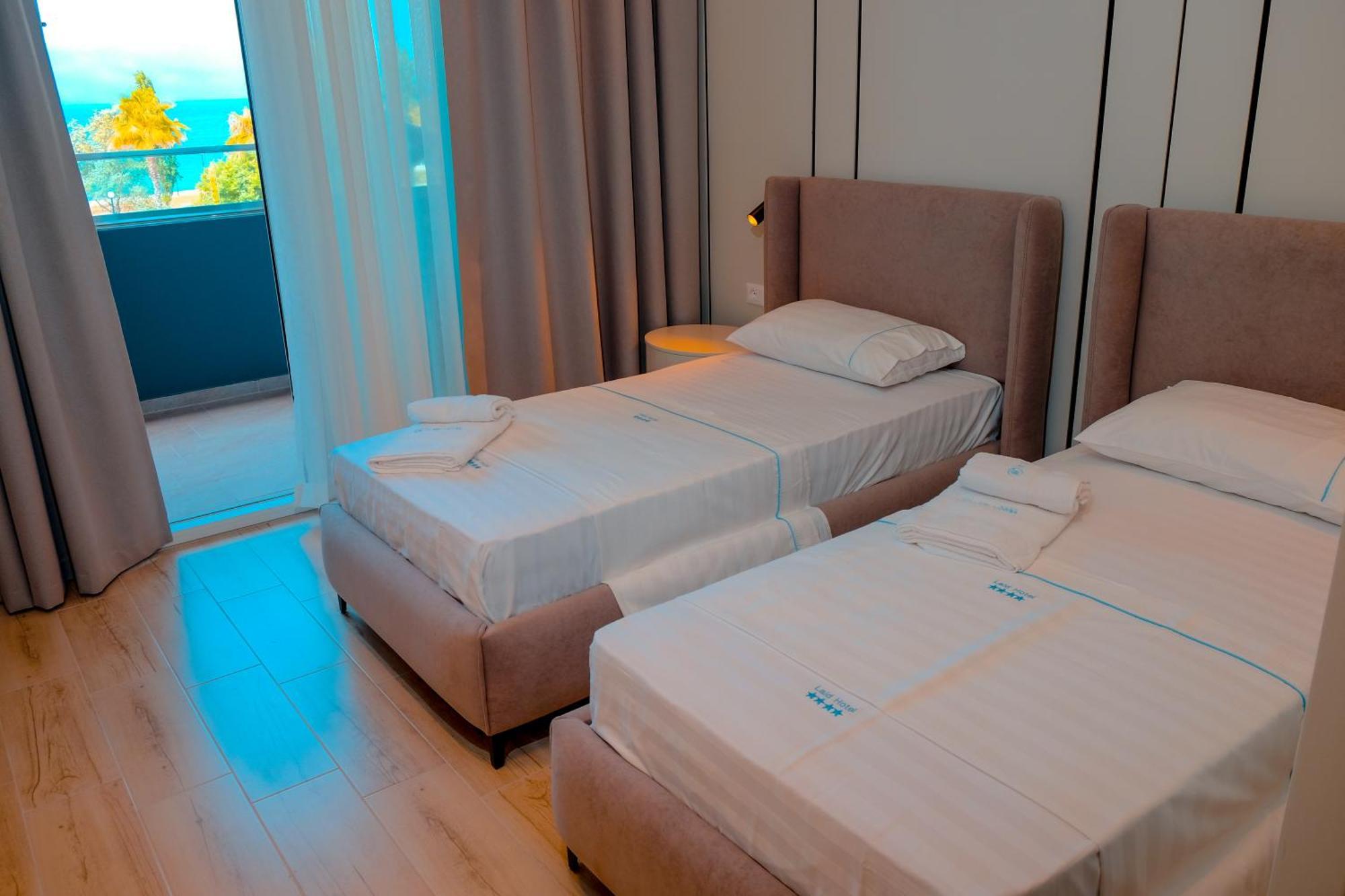 Laid Hotel Vlorë Εξωτερικό φωτογραφία