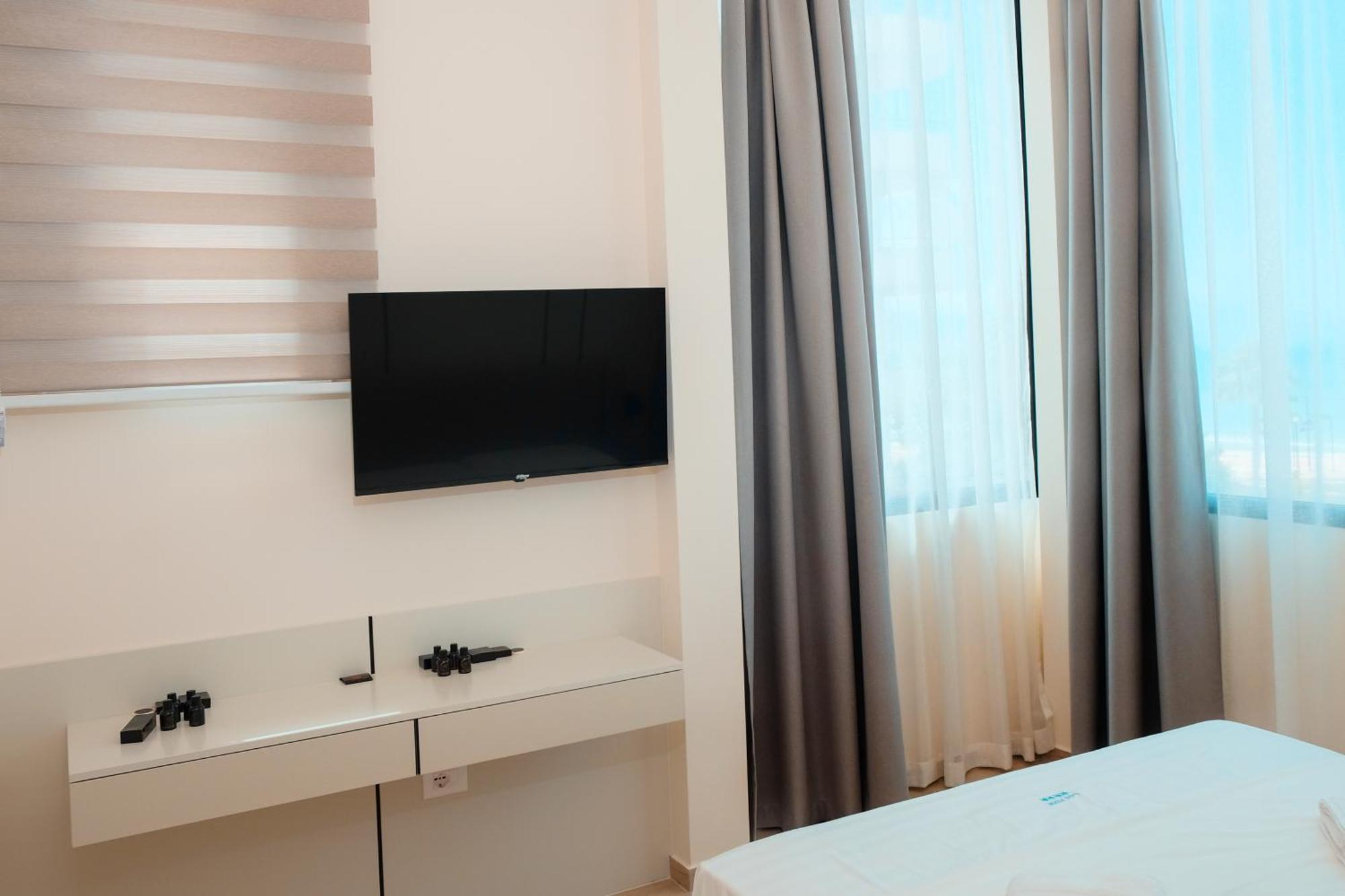 Laid Hotel Vlorë Εξωτερικό φωτογραφία