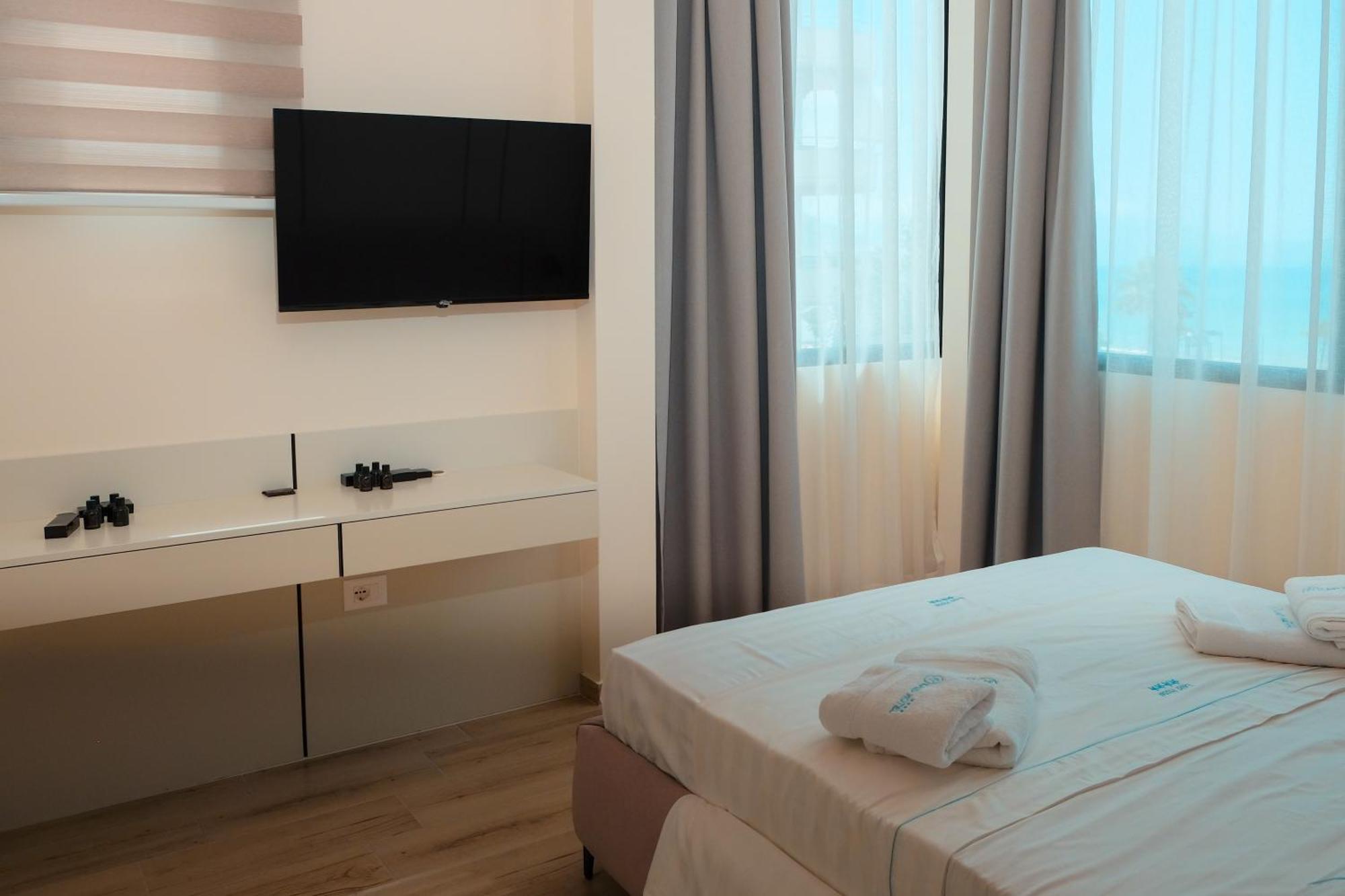 Laid Hotel Vlorë Εξωτερικό φωτογραφία