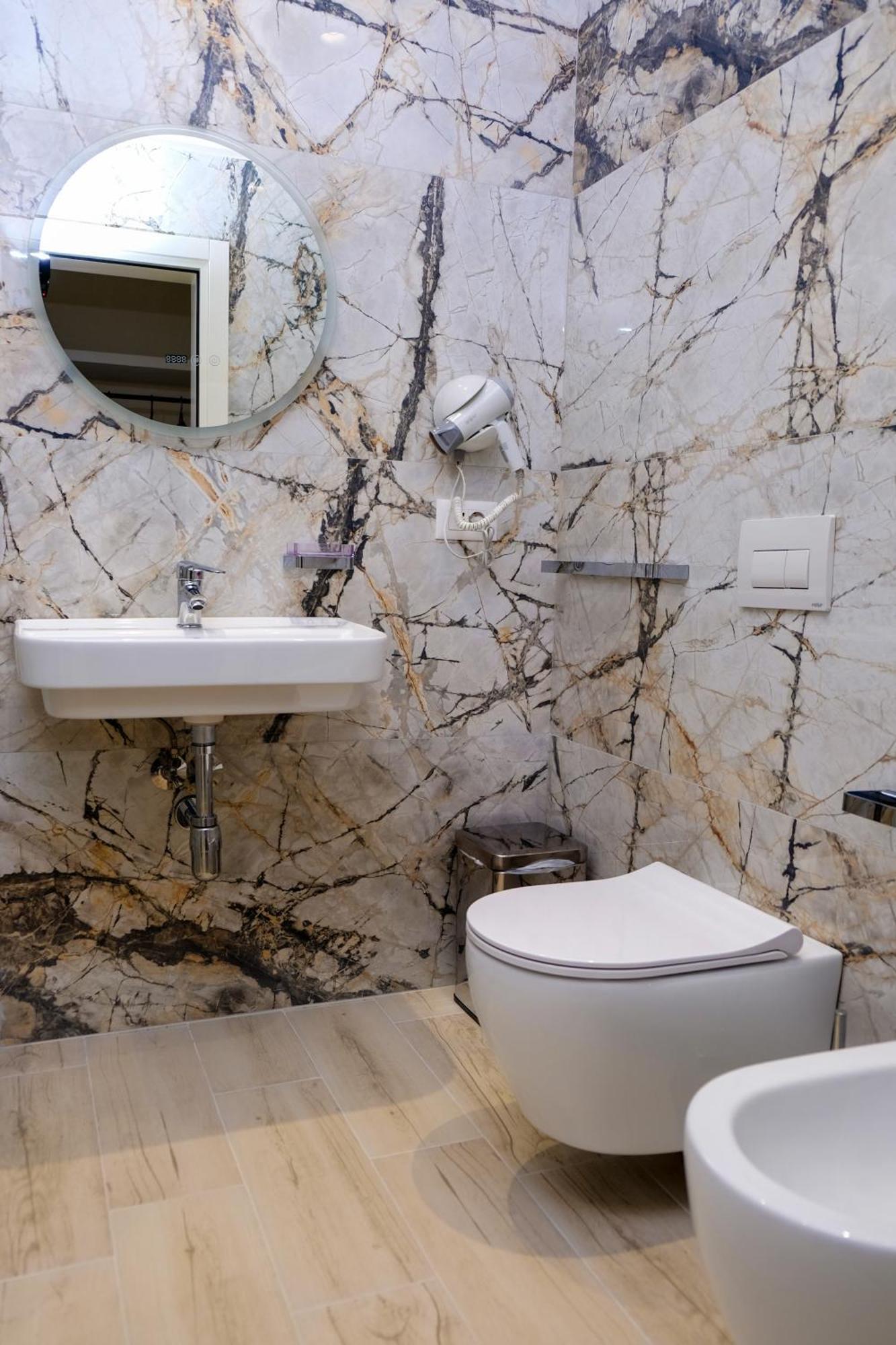 Laid Hotel Vlorë Εξωτερικό φωτογραφία