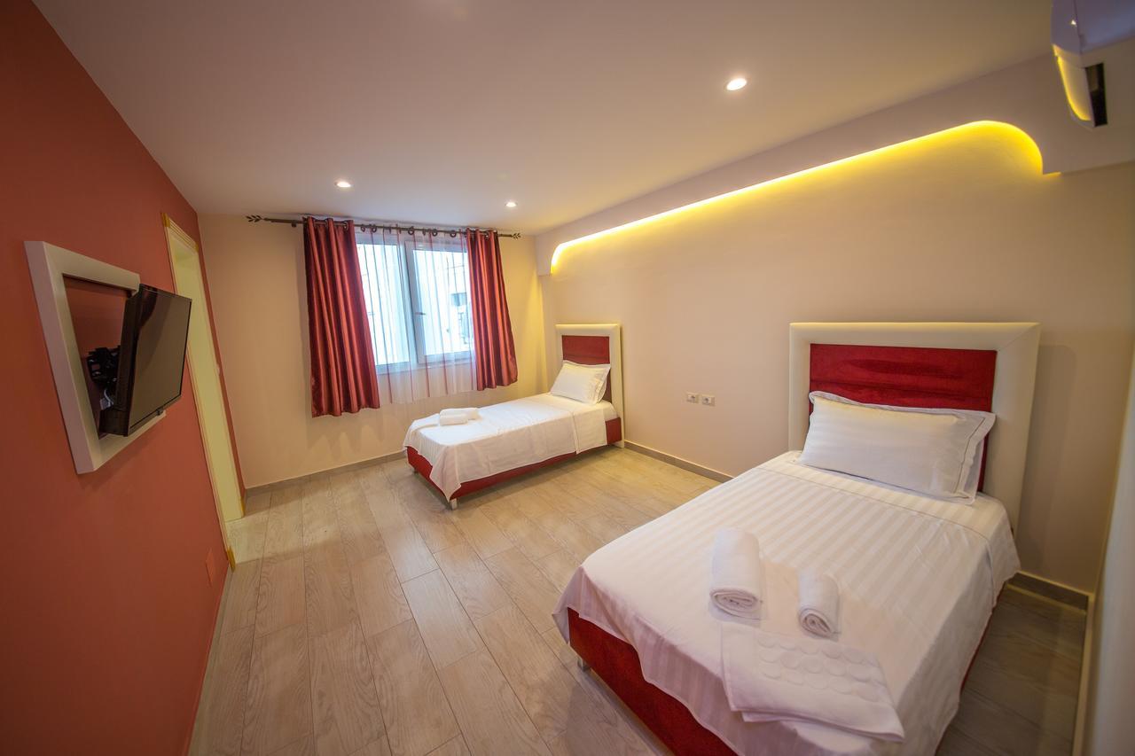 Laid Hotel Vlorë Εξωτερικό φωτογραφία