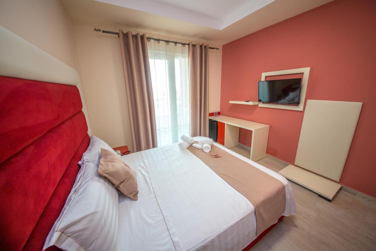 Laid Hotel Vlorë Εξωτερικό φωτογραφία