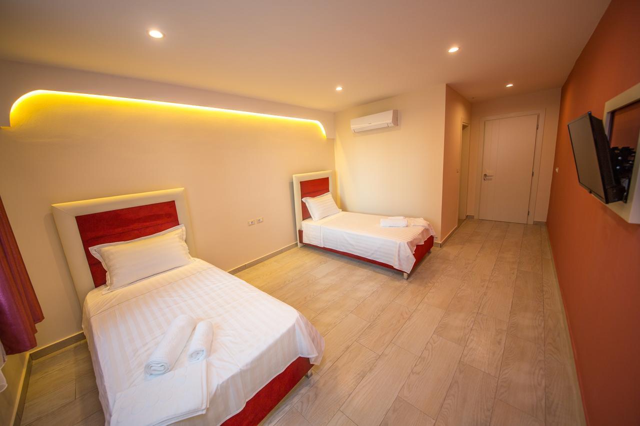 Laid Hotel Vlorë Εξωτερικό φωτογραφία